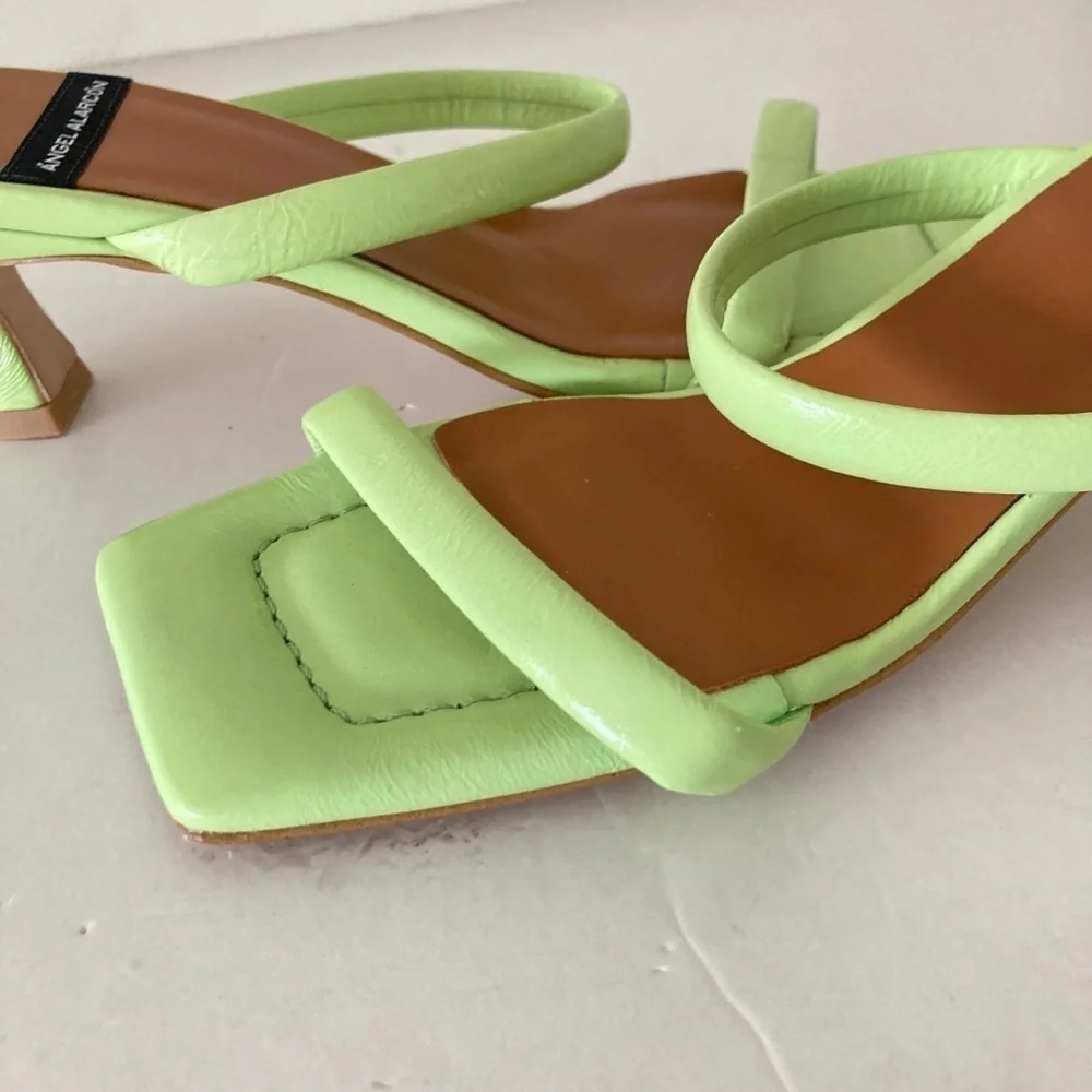 NWOT Angel Alarcon Anthropologie Square Toe Lime Green Leather Sandals